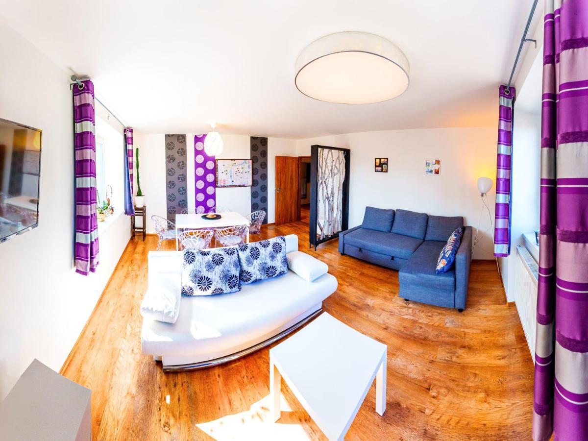 Apartment Pod Sychrovem Praag Buitenkant foto
